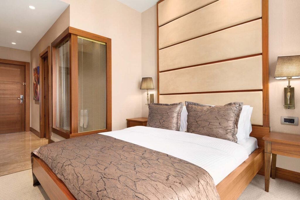 Days Hotel by Wyndham Istanbul Maltepe - Derun architecture and interior design - commercial and hospitality design - hotel and hostel design - Turkey and UAE